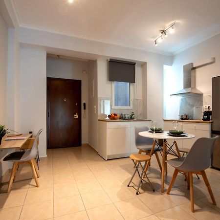 Spacious And Modern One Bedroom Apartment Athènes Extérieur photo